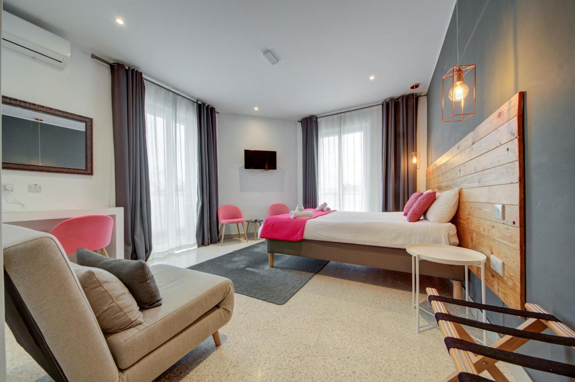 Caro Boutique Guest House San Gwann Екстер'єр фото