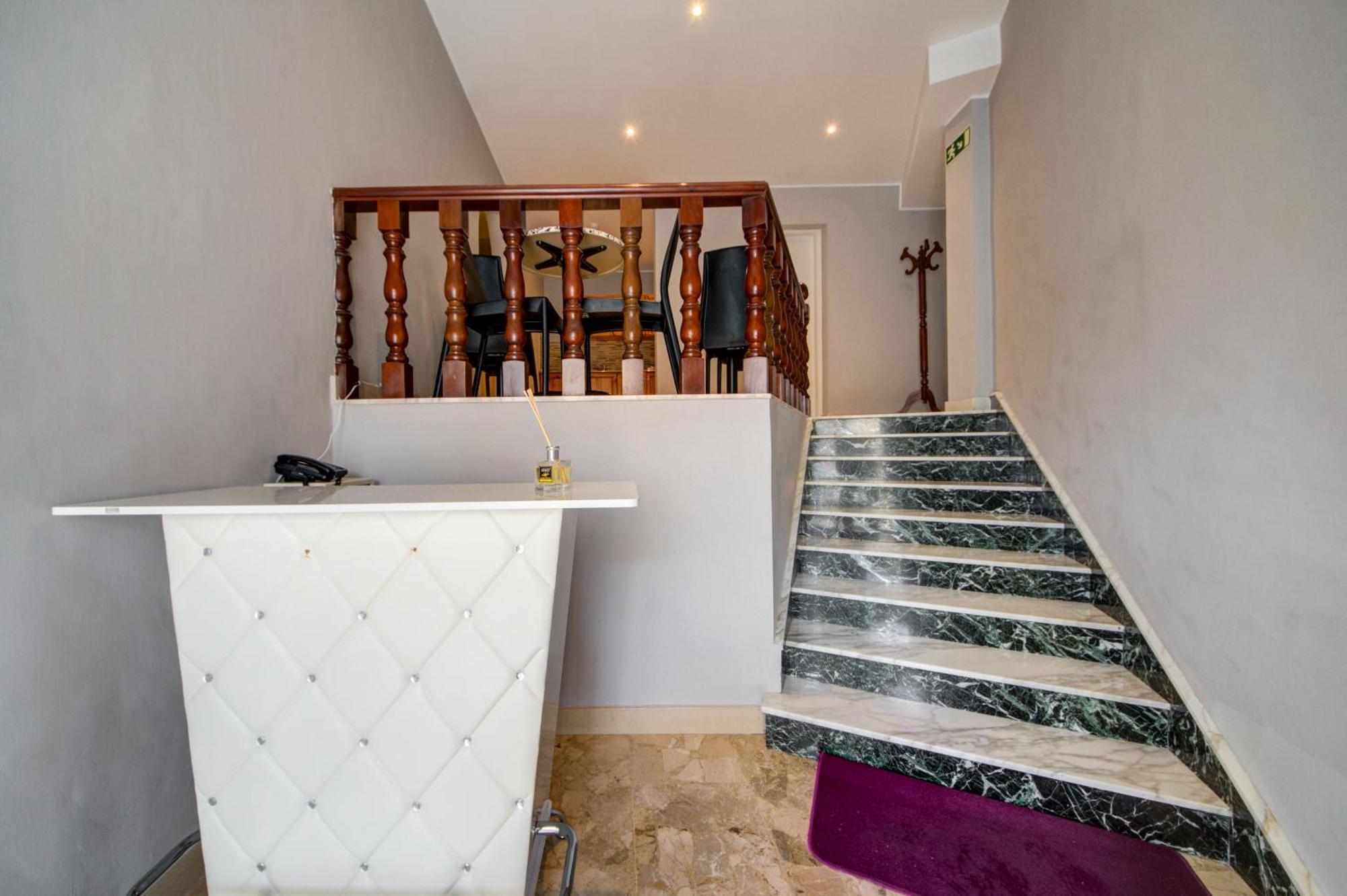 Caro Boutique Guest House San Gwann Екстер'єр фото