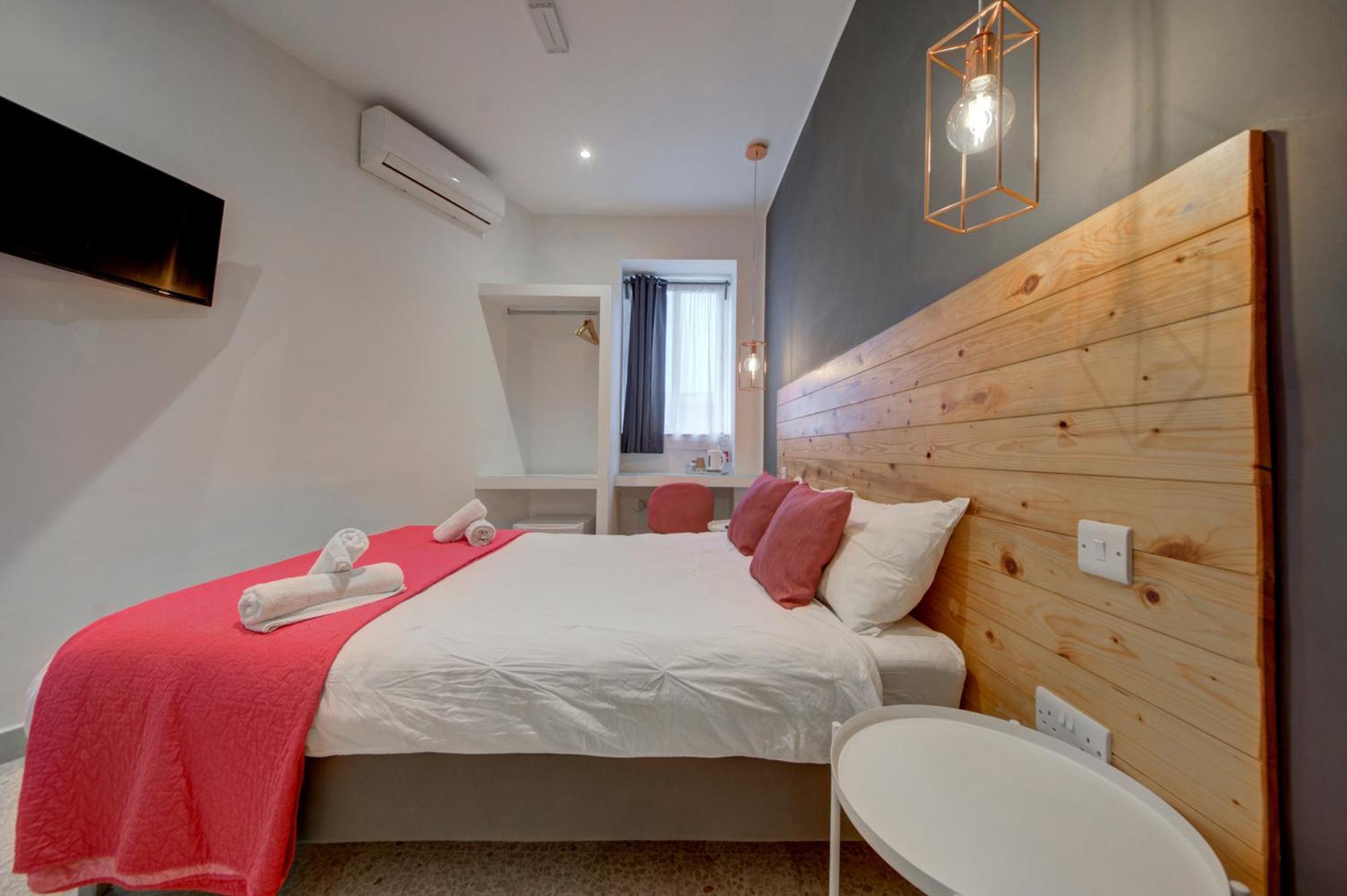 Caro Boutique Guest House San Gwann Екстер'єр фото