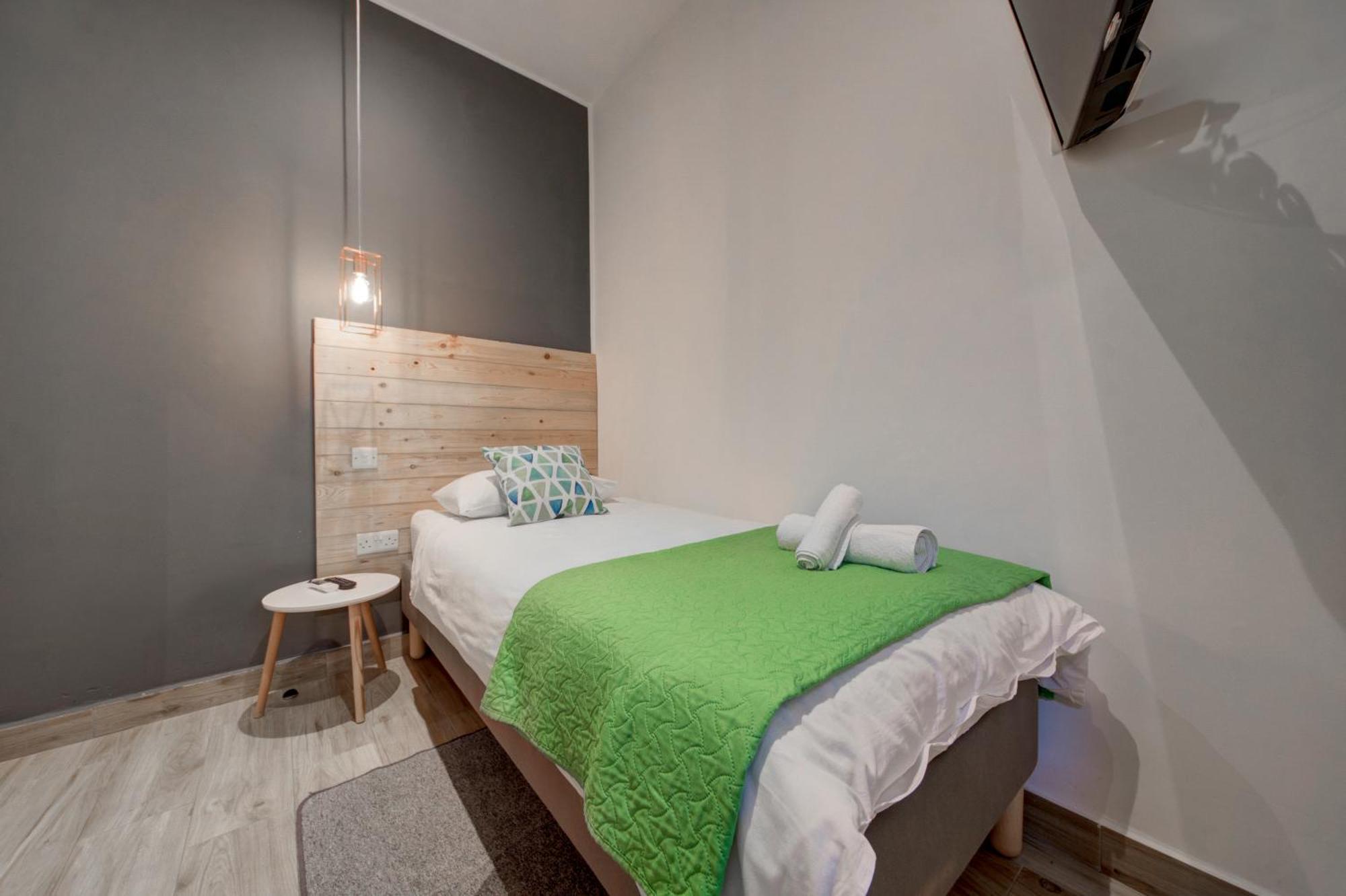 Caro Boutique Guest House San Gwann Екстер'єр фото