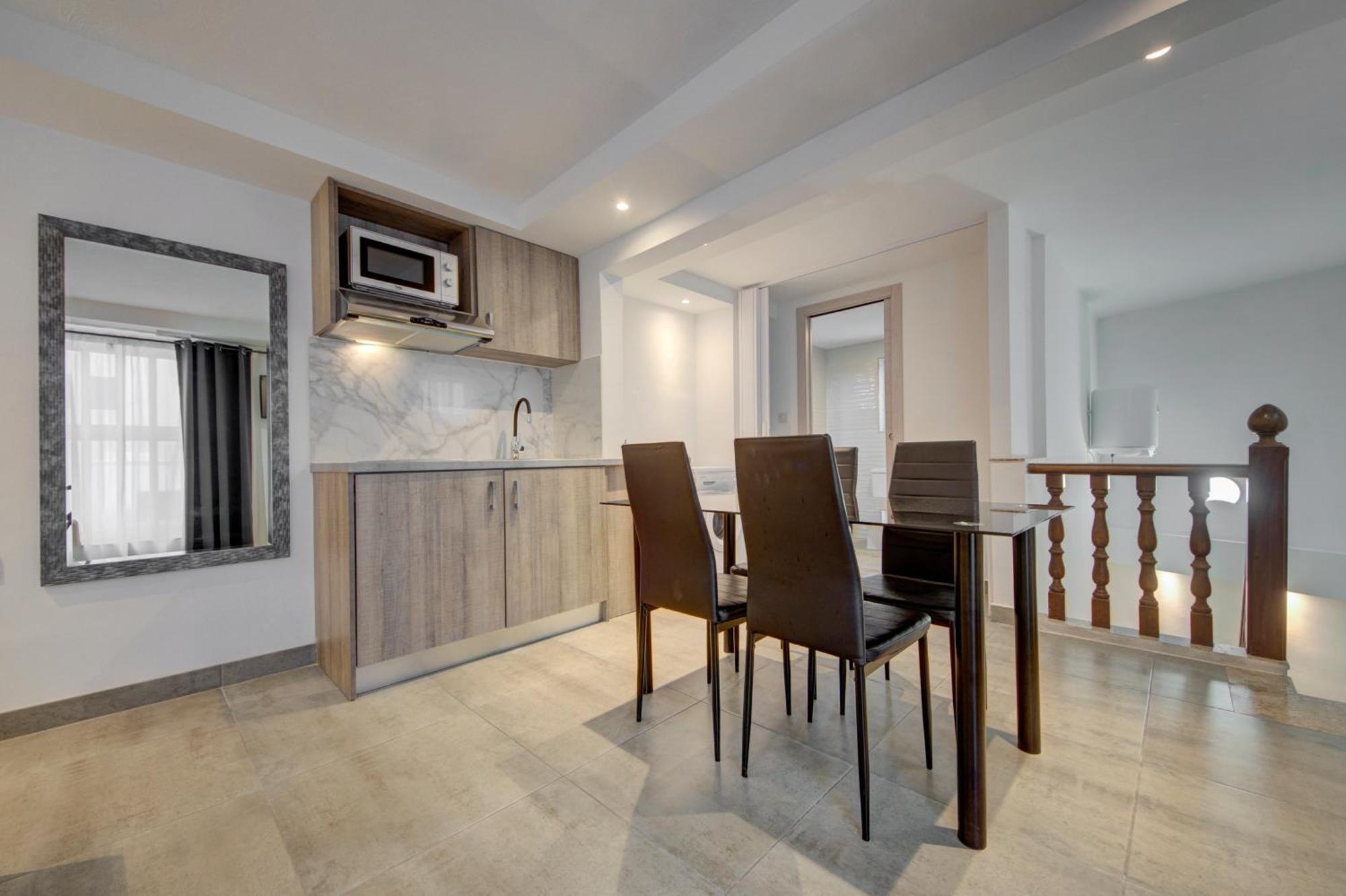 Caro Boutique Guest House San Gwann Екстер'єр фото