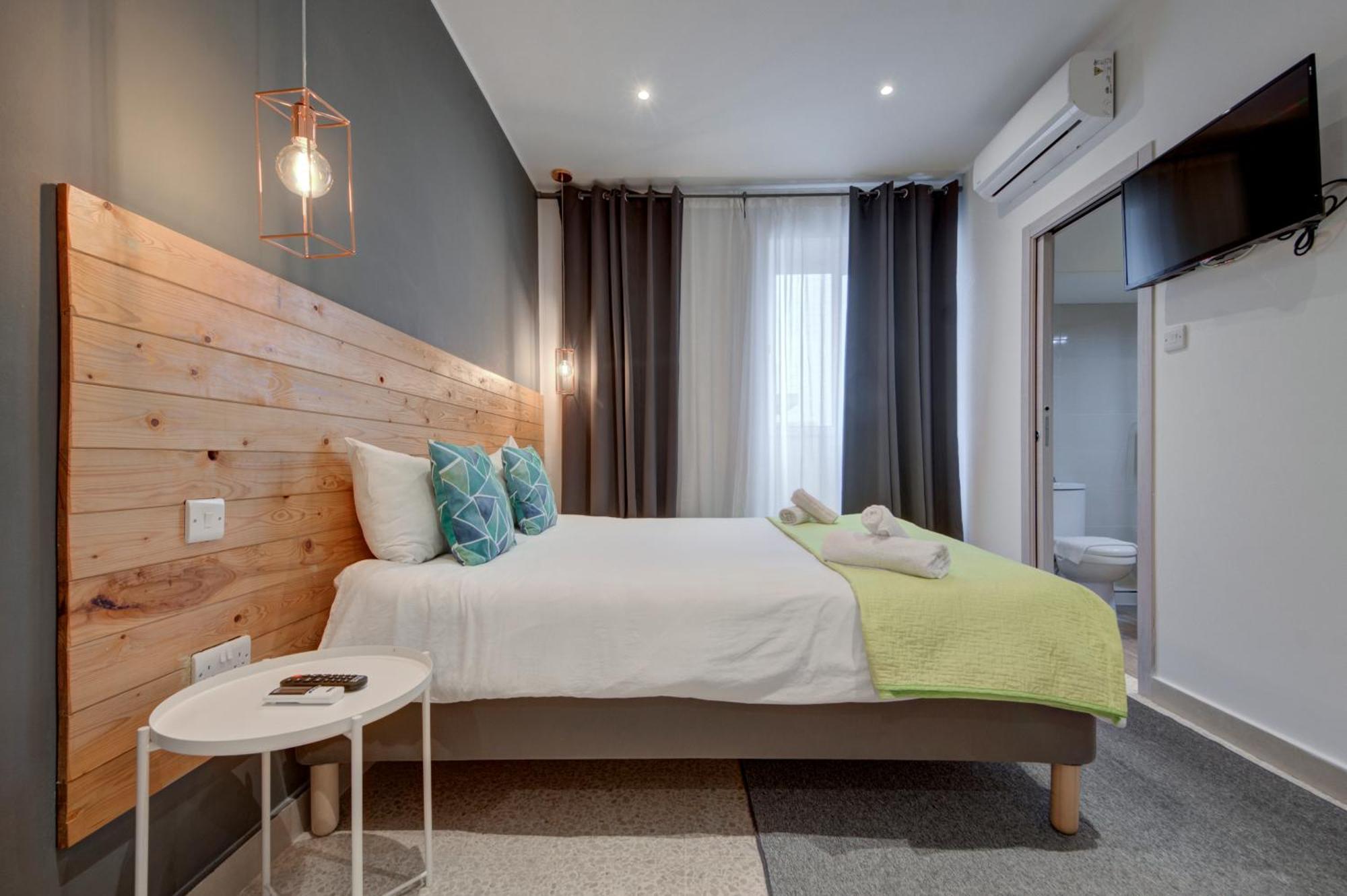 Caro Boutique Guest House San Gwann Екстер'єр фото